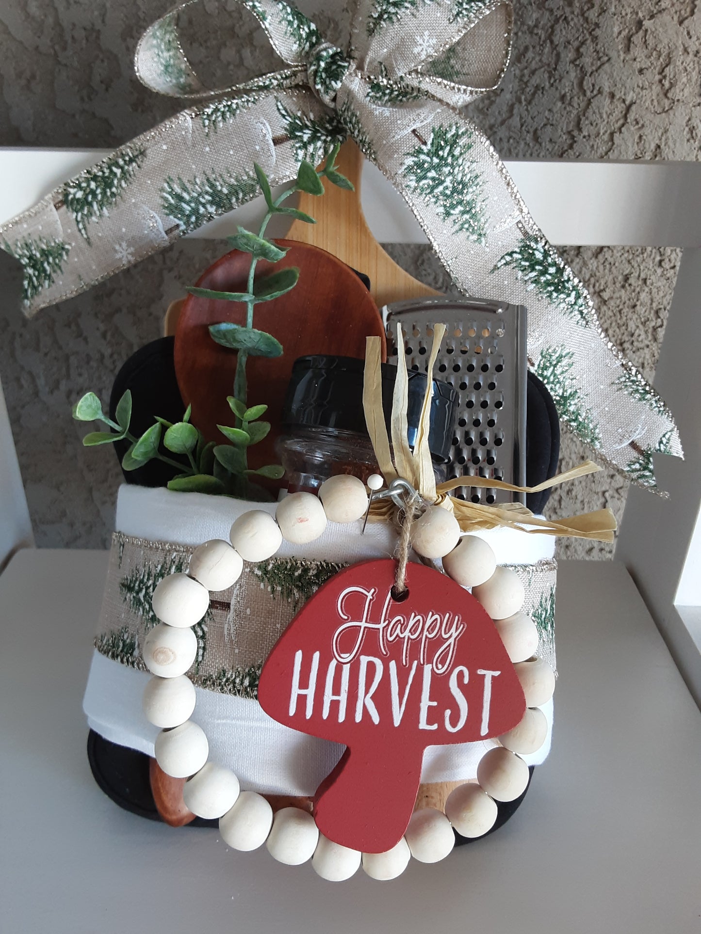 Holiday Gift Set - Handled Cutting Board